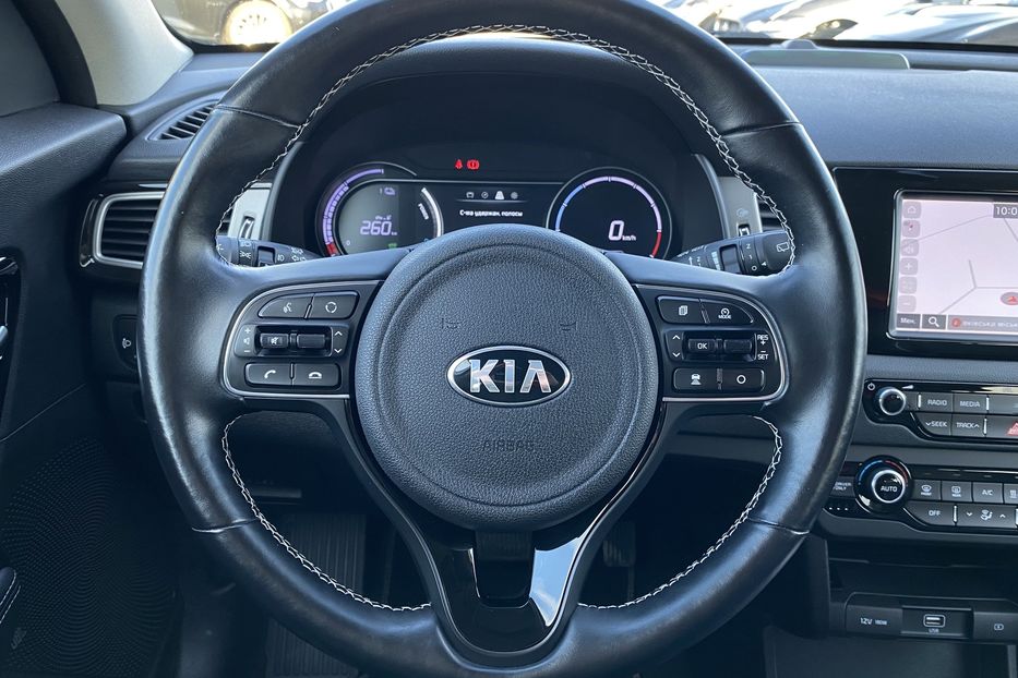 Продам Kia Niro 64кВтМакс.комплектаціяPrestige 2019 года в Львове