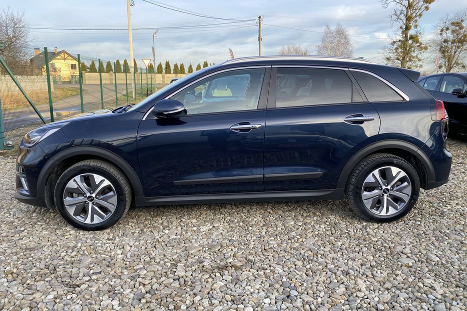 Продам Kia Niro 64кВтМакс.комплектаціяPrestige 2020 года в Львове