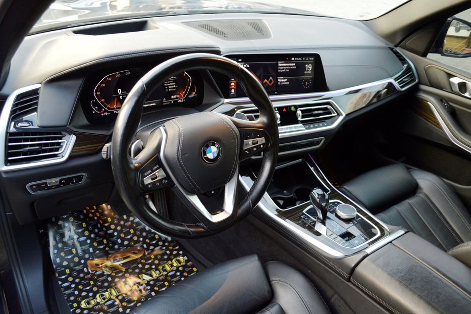 Продам BMW X5 2019 года в Одессе