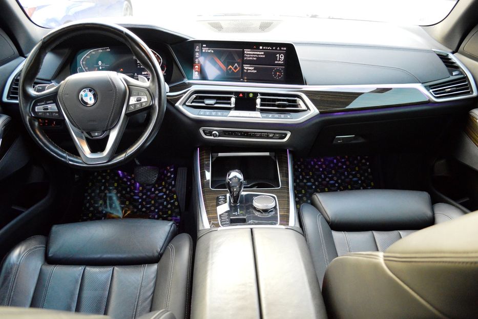 Продам BMW X5 2019 года в Одессе