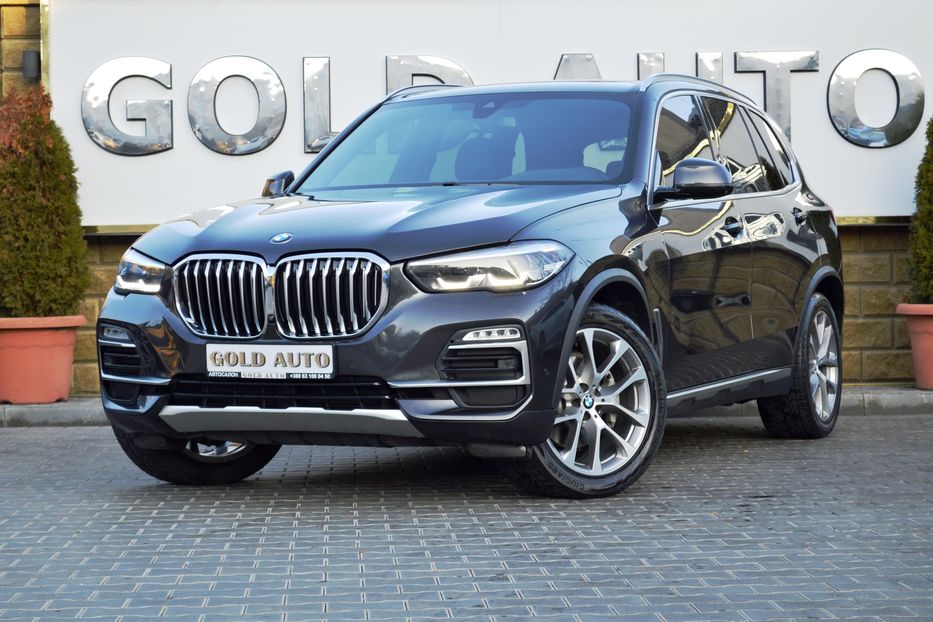 Продам BMW X5 2019 года в Одессе