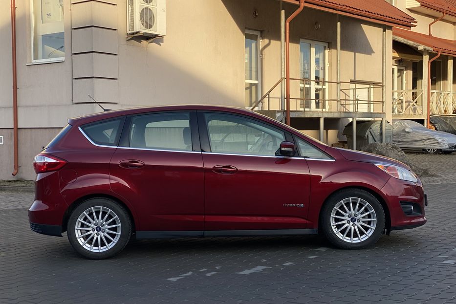 Продам Ford C-Max 2012 года в Луцке