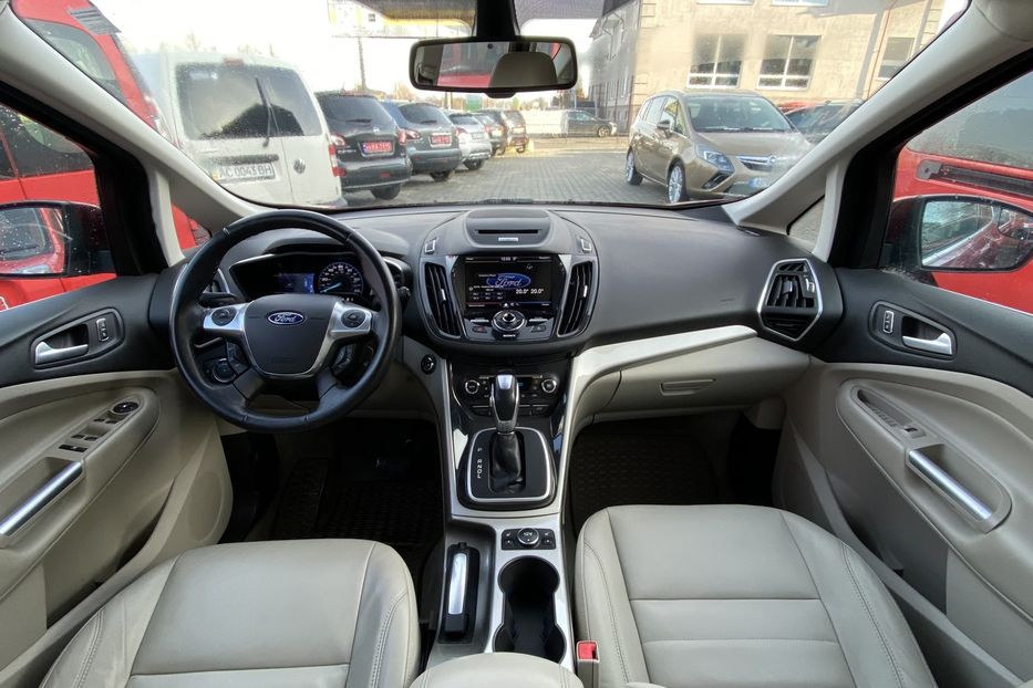 Продам Ford C-Max 2012 года в Луцке