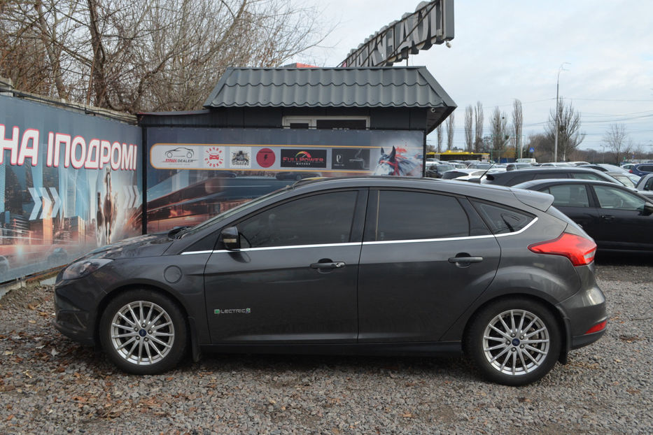 Продам Ford Focus 2015 года в Киеве