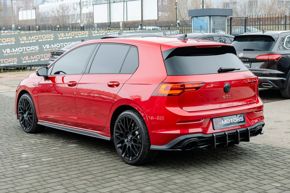 Продам Volkswagen Golf GTI 2021 года в Киеве