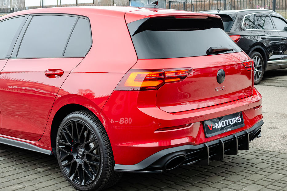 Продам Volkswagen Golf GTI 2021 года в Киеве