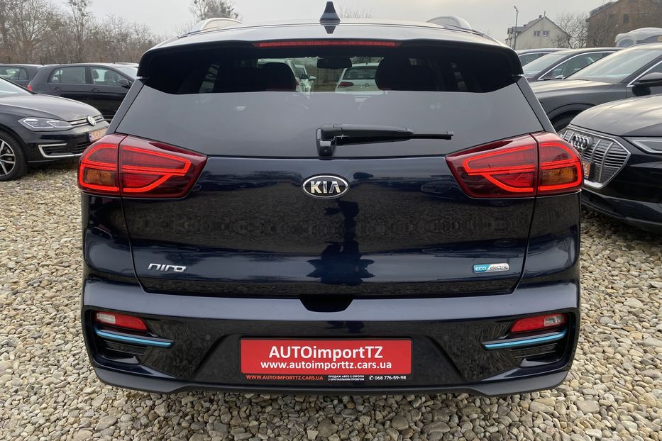 Продам Kia Niro 64кВтМакс.комплектаціяPrestige 2020 года в Львове