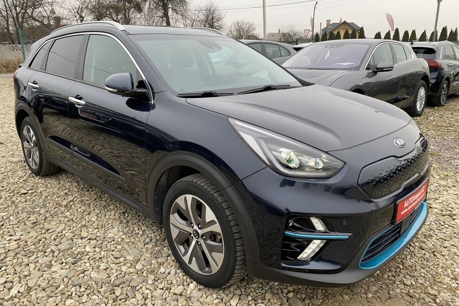 Продам Kia Niro 64кВтМакс.комплектаціяPrestige 2020 года в Львове