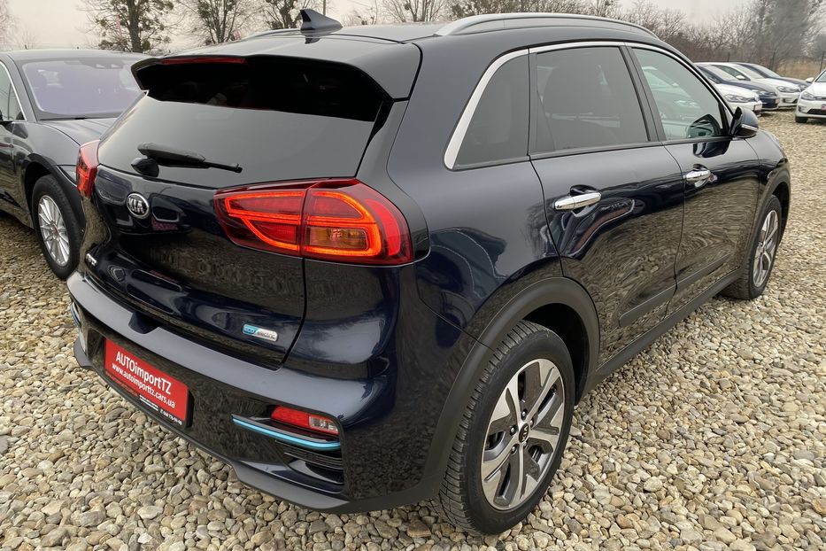 Продам Kia Niro 64кВтМакс.комплектаціяPrestige 2020 года в Львове