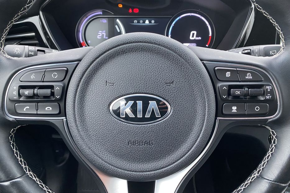 Продам Kia Niro 64кВтМакс.комплектаціяPrestige 2020 года в Львове