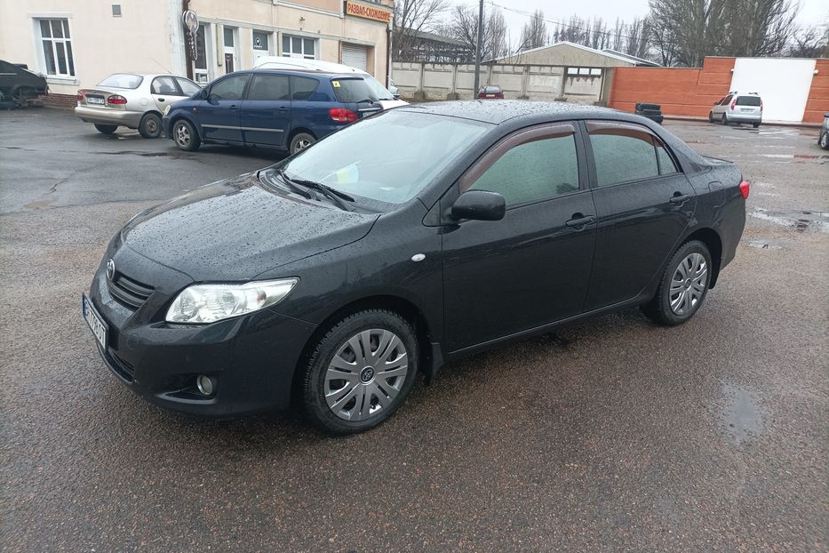 Продам Toyota Corolla офицал 2008 года в Одессе