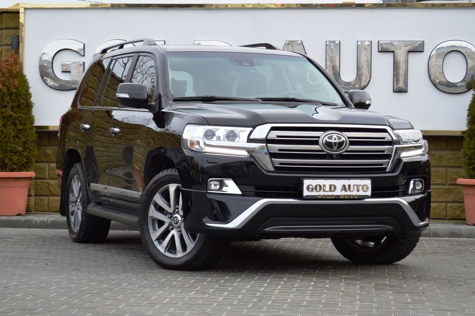 Продам Toyota Land Cruiser 200 2018 года в Одессе