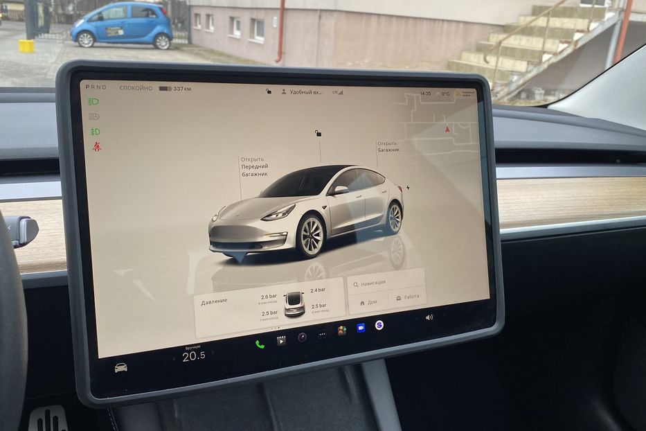 Продам Tesla Model 3 Long Range 2022 года в Луцке