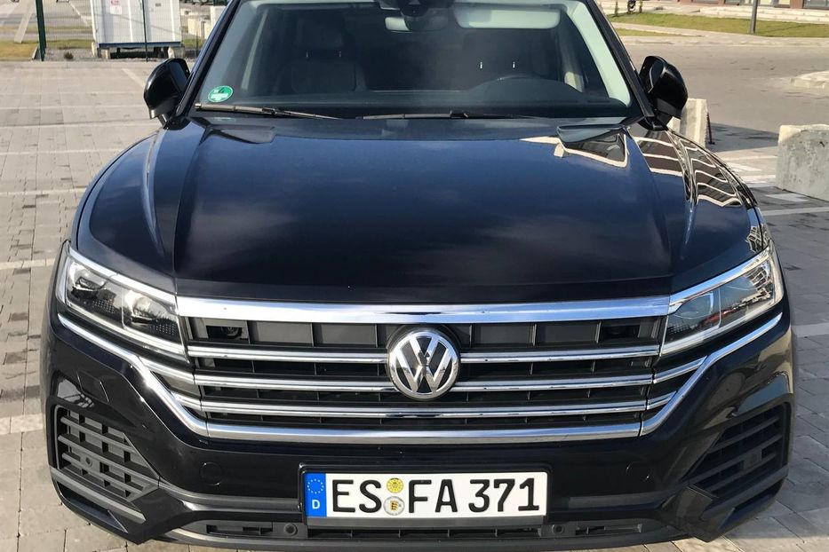 Продам Volkswagen Touareg 4X4 3.0 210KW НЕ МАЛЬОВАНИЙ 2020 года в Львове