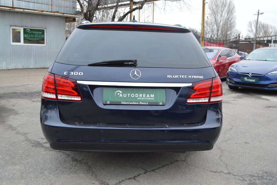 Продам Mercedes-Benz E-Class 300 e bluetec hybrid 2013 года в Одессе