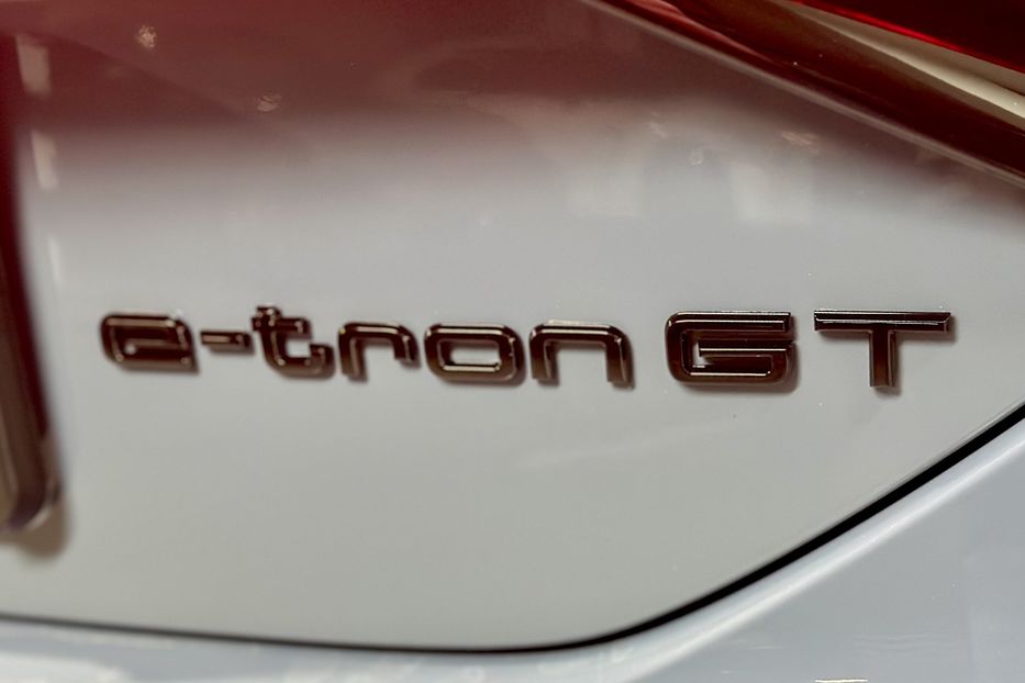 Продам Audi E-Tron GT RS 2021 года в Киеве