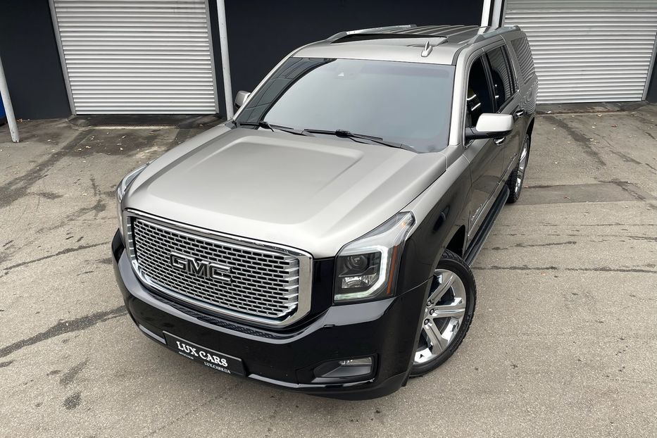 Продам GMC Yukon XL Denali  2017 года в Киеве