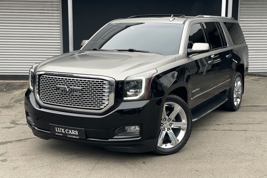 Продам GMC Yukon XL Denali  2017 года в Киеве