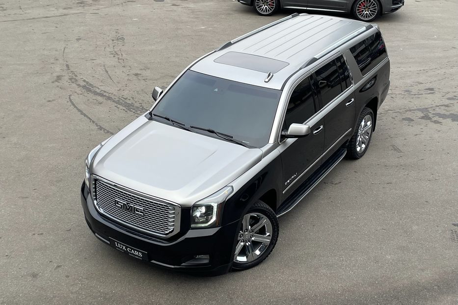 Продам GMC Yukon XL Denali  2017 года в Киеве