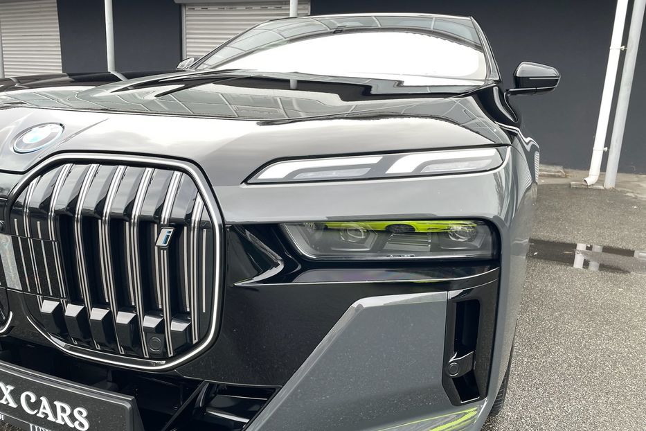 Продам BMW 760 I7 60 M package  2023 года в Киеве
