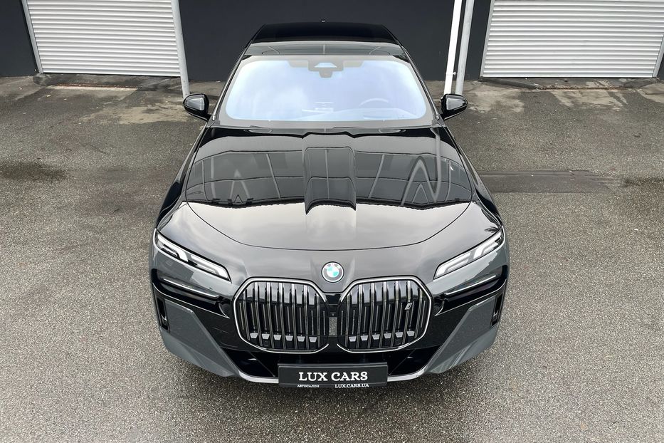 Продам BMW 760 I7 60 M package  2023 года в Киеве