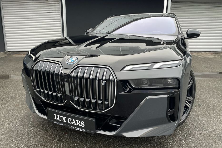 Продам BMW 760 I7 60 M package  2023 года в Киеве
