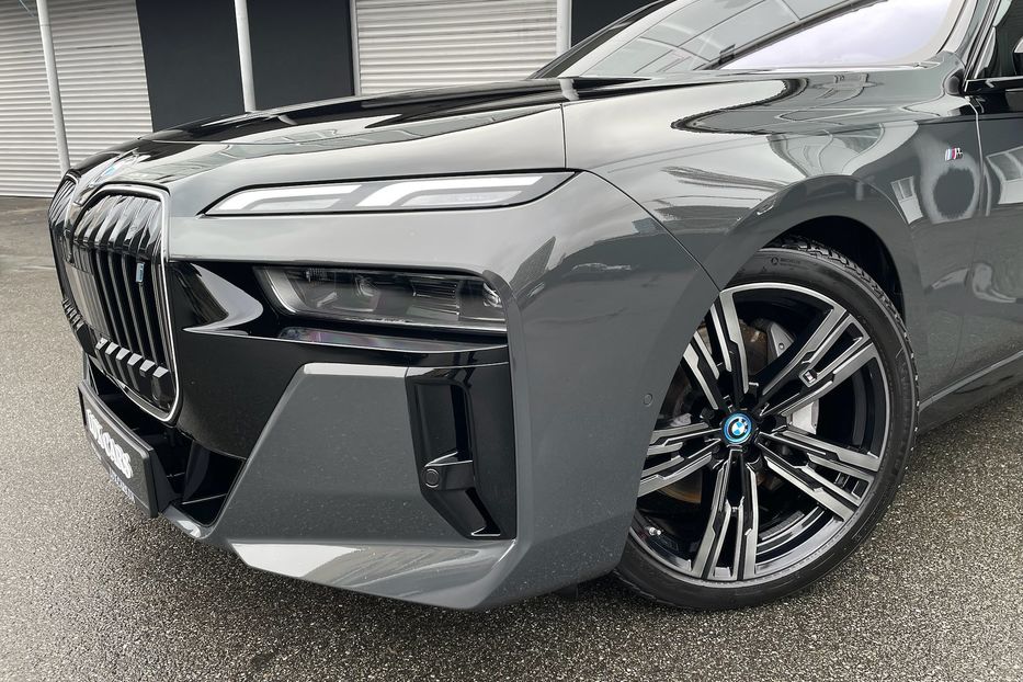 Продам BMW 760 I7 60 M package  2023 года в Киеве