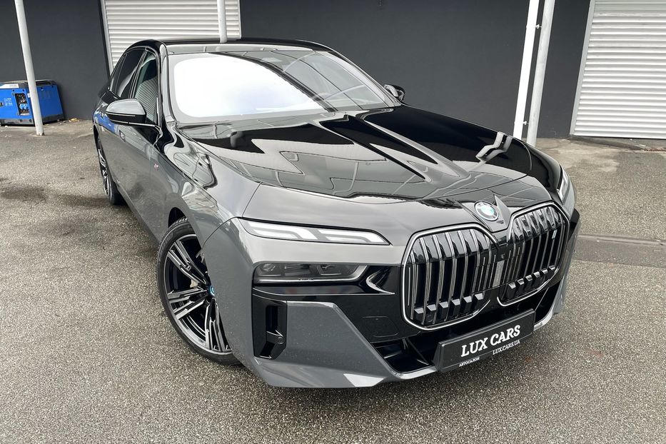 Продам BMW 760 I7 60 M package  2023 года в Киеве