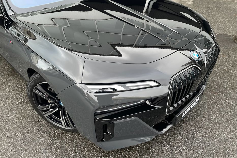 Продам BMW 760 I7 60 M package  2023 года в Киеве