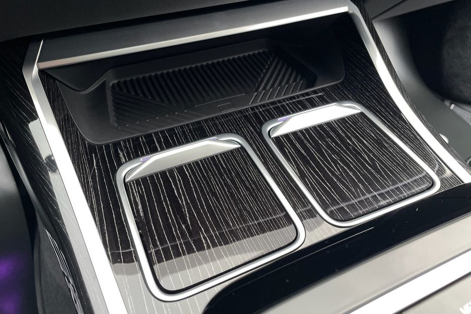 Продам BMW 760 I7 60 M package  2023 года в Киеве