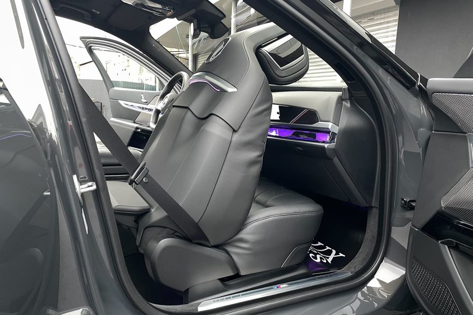 Продам BMW 760 I7 60 M package  2023 года в Киеве