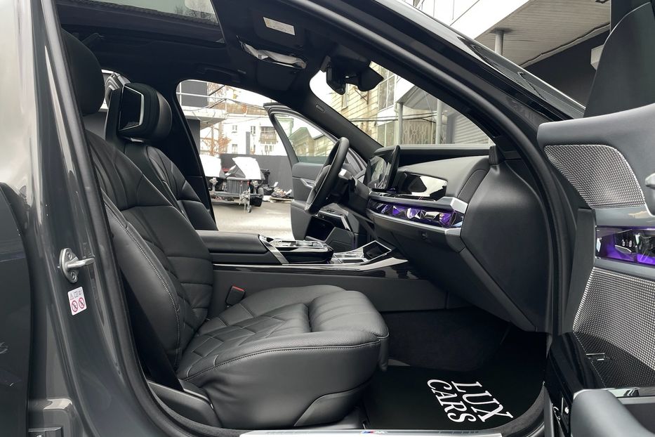Продам BMW 760 I7 60 M package  2023 года в Киеве