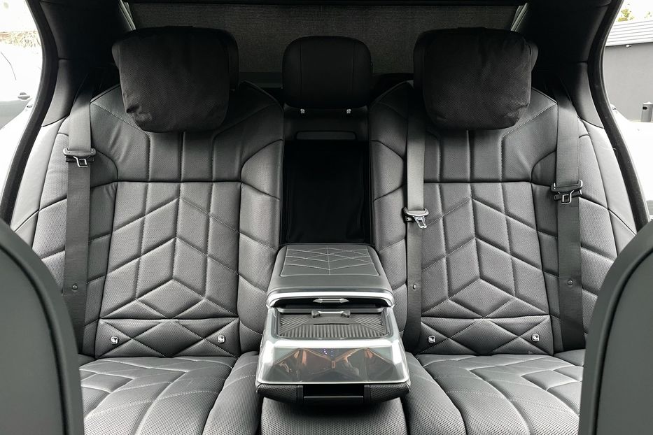 Продам BMW 760 I7 60 M package  2023 года в Киеве