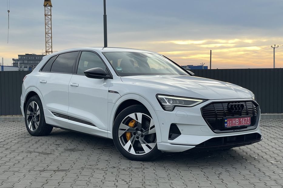 Продам Audi E-Tron 55 quattro 95kw 2019 года в Львове