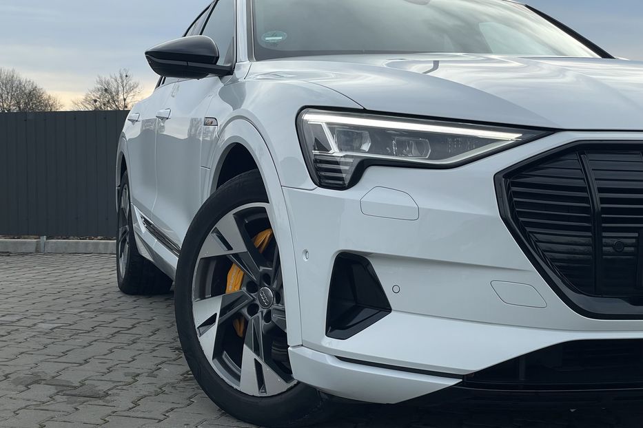 Продам Audi E-Tron 55 quattro 95kw 2019 года в Львове