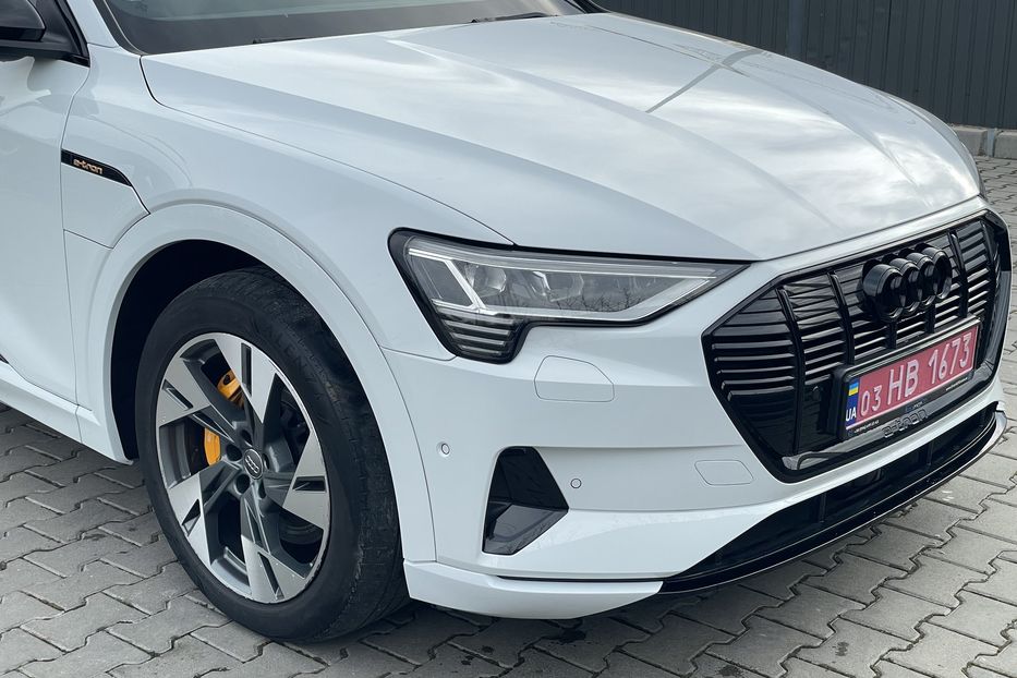 Продам Audi E-Tron 55 quattro 95kw 2019 года в Львове