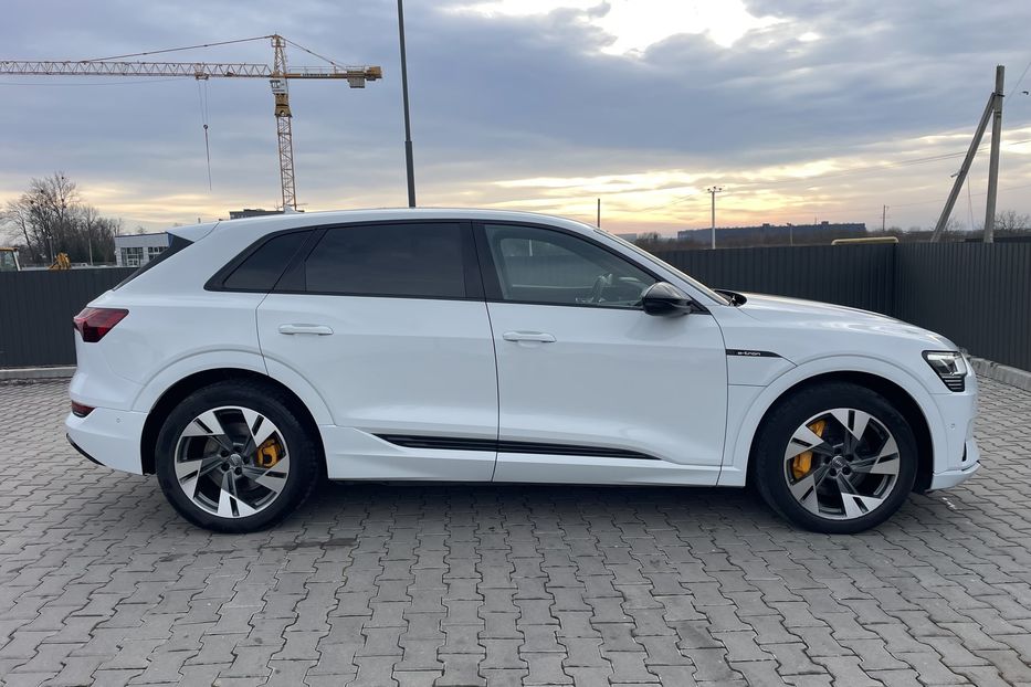 Продам Audi E-Tron 55 quattro 95kw 2019 года в Львове