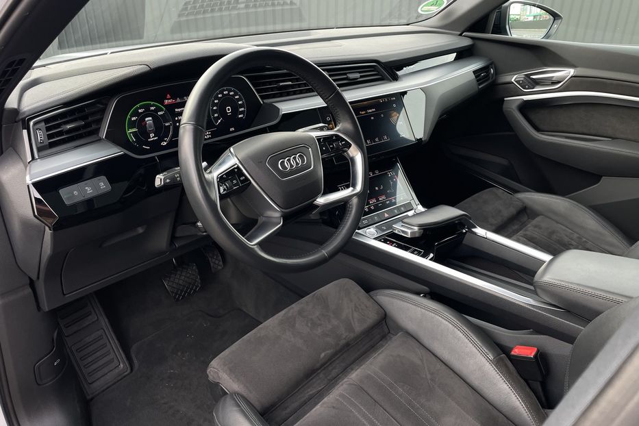 Продам Audi E-Tron 55 quattro 95kw 2019 года в Львове