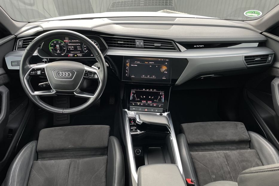 Продам Audi E-Tron 55 quattro 95kw 2019 года в Львове