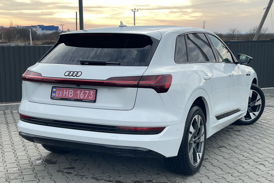 Продам Audi E-Tron 55 quattro 95kw 2019 года в Львове