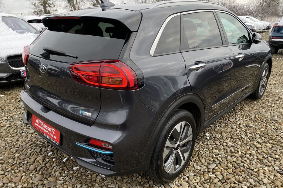 Продам Kia Niro Prestige 64kWh Тепловий насос 2020 года в Львове