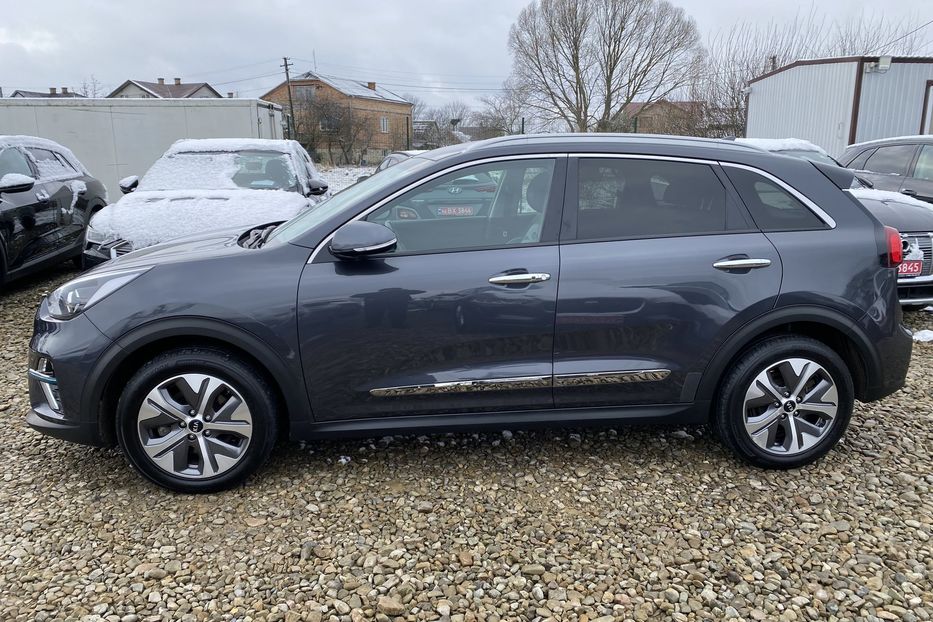 Продам Kia Niro Prestige 64kWh Тепловий насос 2020 года в Львове