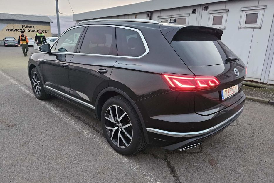 Продам Volkswagen Touareg ВЕБАСТО 4Х4 210 НЕ МАЛЬОВАНИЙ 2019 года в Львове