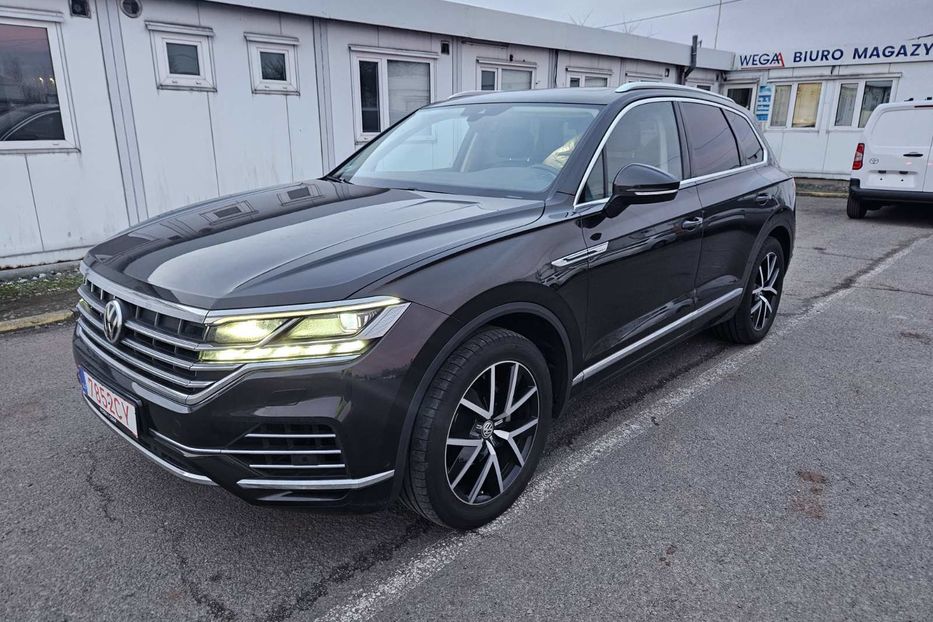 Продам Volkswagen Touareg ВЕБАСТО 4Х4 210 НЕ МАЛЬОВАНИЙ 2019 года в Львове