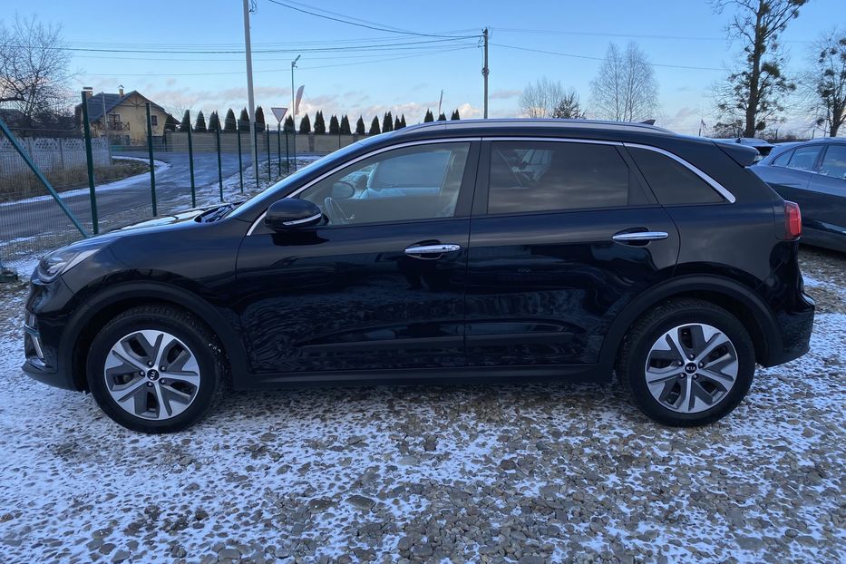 Продам Kia Niro 64кВтМакс.комплектаціяPrestige 2020 года в Львове