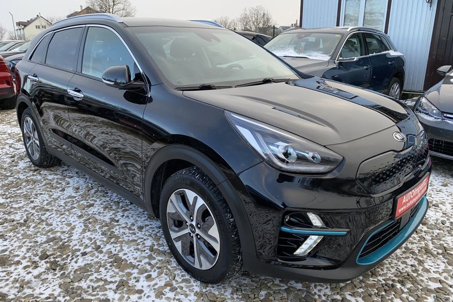 Продам Kia Niro 64кВтМакс.комплектаціяPrestige 2020 года в Львове