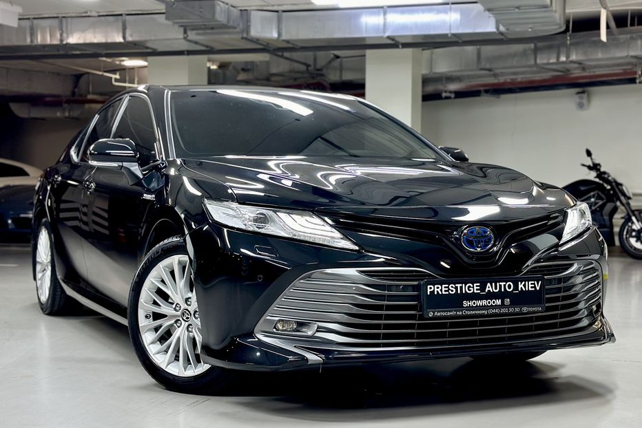 Продам Toyota Camry Prestige 2020 года в Киеве