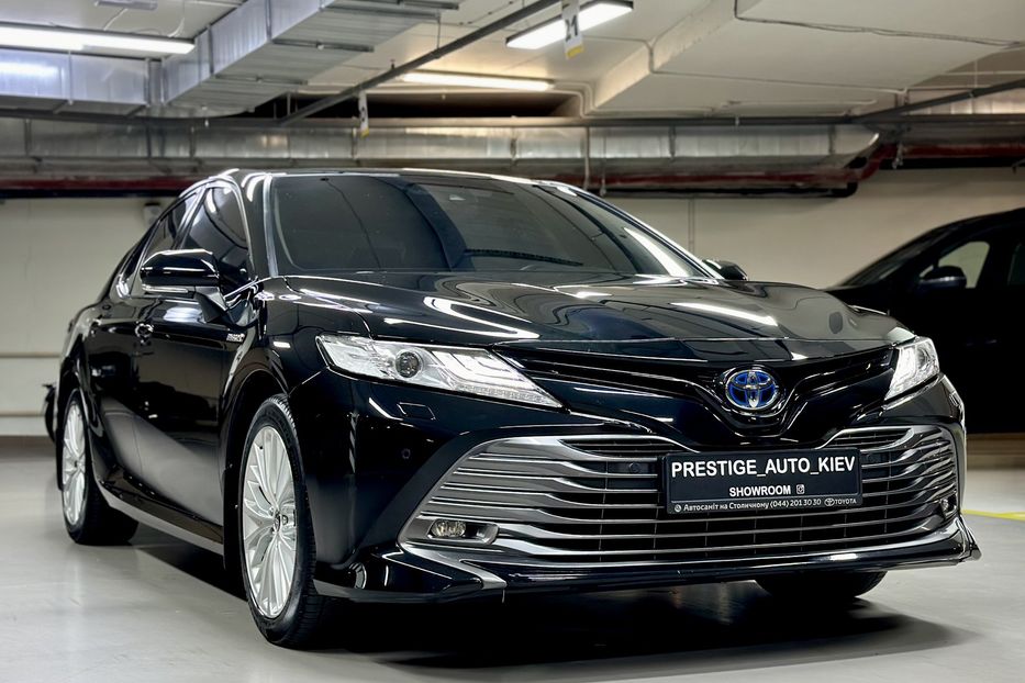 Продам Toyota Camry Prestige 2020 года в Киеве