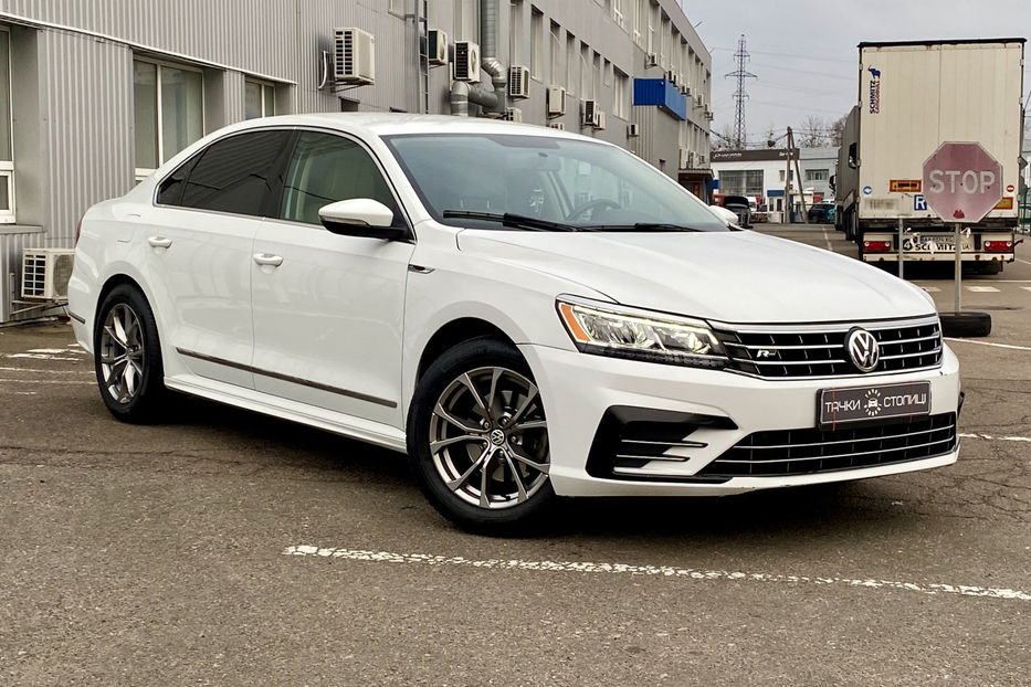 Продам Volkswagen Passat 2017 года в Киеве