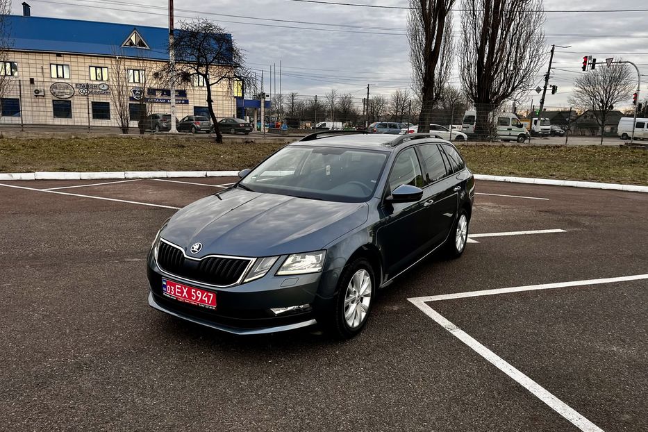 Продам Skoda Octavia A7 First Edition  2020 года в Житомире